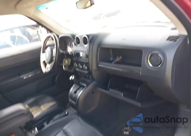 1C4NJRCB2CD687905: 41889470