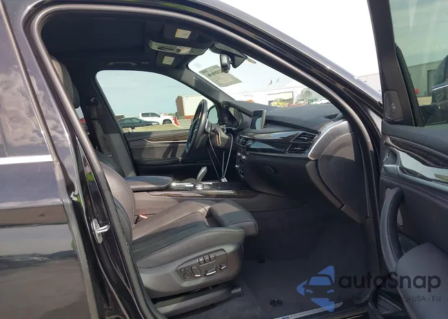 5UXKT0C53J0V99029: 41889696