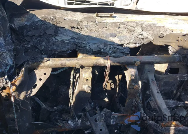 1FMCU9J90FUA48002: 41890275