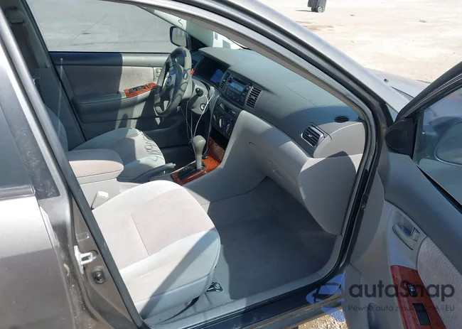 1NXBR32E68Z051141: 41890582