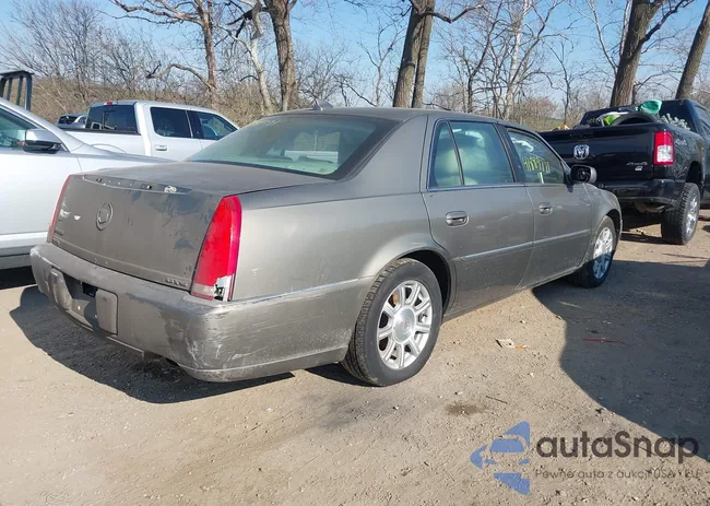 1G6KA5EY6AU118178: 41889771