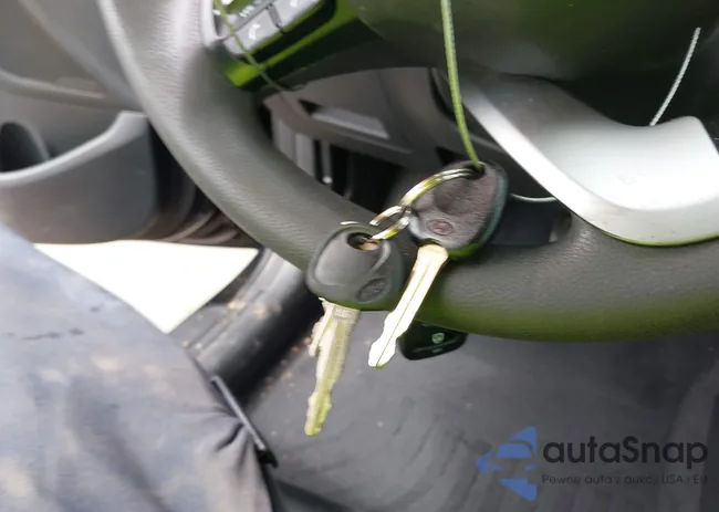 5NPD84LF8KH426056: 41890844