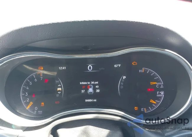 1C4RJEBG9LC265689: 41892332