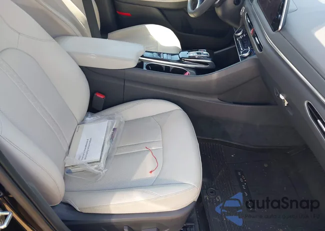 KMHL34J2XNA203700: 41892377