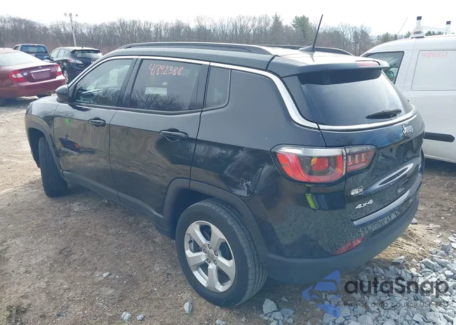 3C4NJDBB9KT679054: 41892388