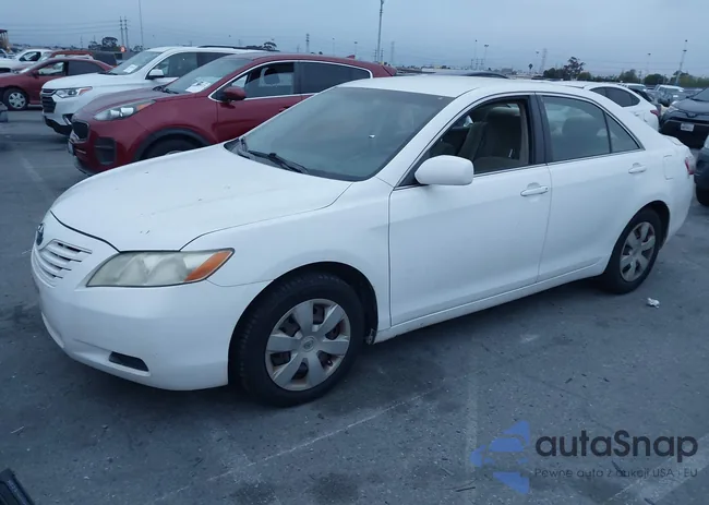 4T4BE46KX9R064323: 41892573