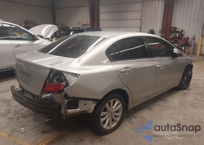 2HGFB2F82CH327059: 41892614