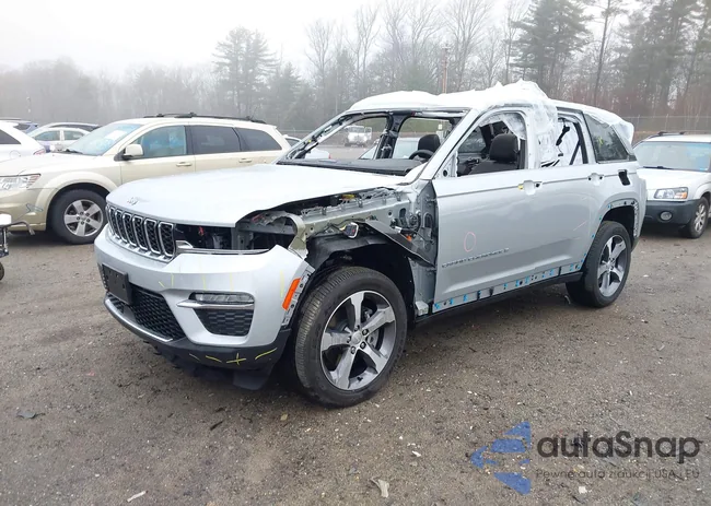 1C4RJYB68RC110262: 41893403