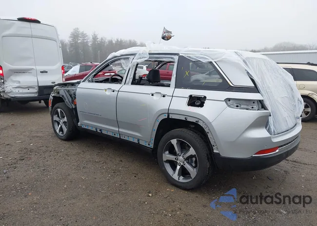 1C4RJYB68RC110262: 41893403