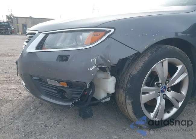 YS3GN4AR1B4005409: 41893589