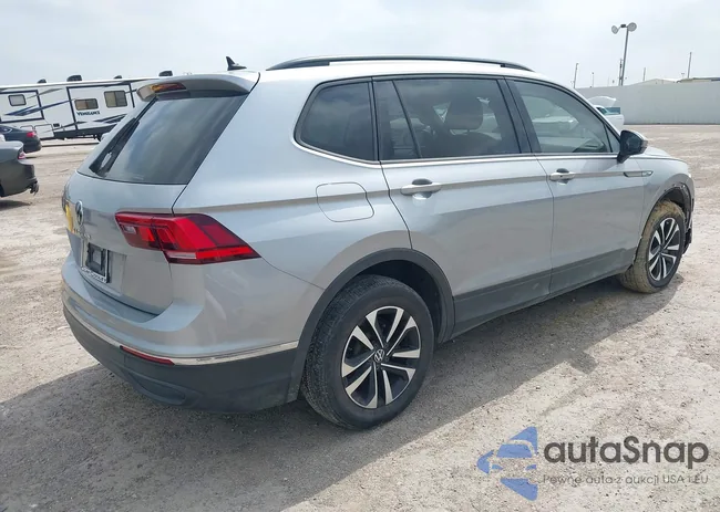 3VV1B7AX8NM106849: 41894227