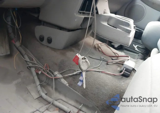 1D7HA18D85J579873: 41894426