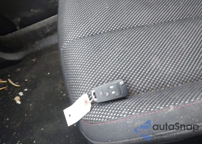 2GNFLFEK5F6110919: 41894438