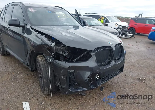 5UX53DP04R9X08155: 41895174