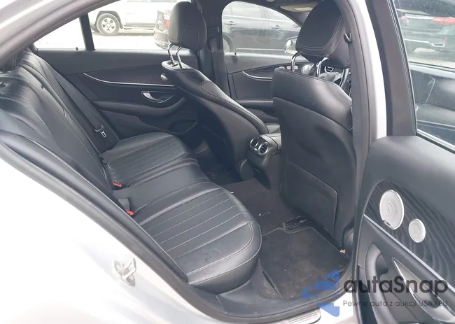 WDDZF4KB7HA206276: 41895433