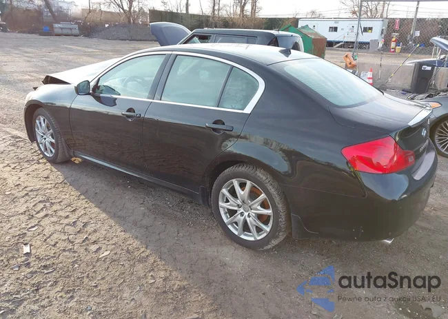 JN1CV6AR0CM972731: 41895593