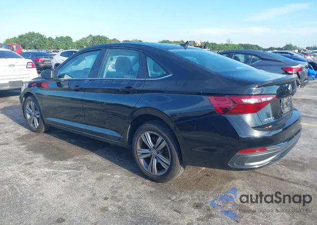 3VW7M7BU8RM002260: 41895030