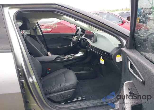 KNDC34LA9R5217482: 41895762