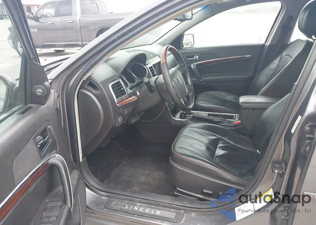 3LNHL2GC4BR767404: 41895780