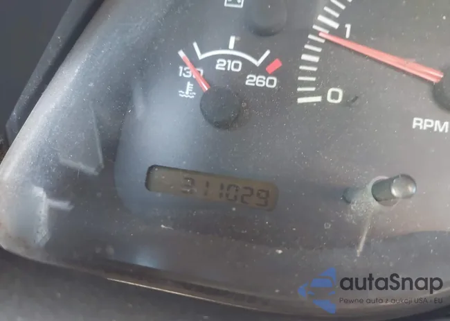 1B7HC13Z8WJ100599: 41895845