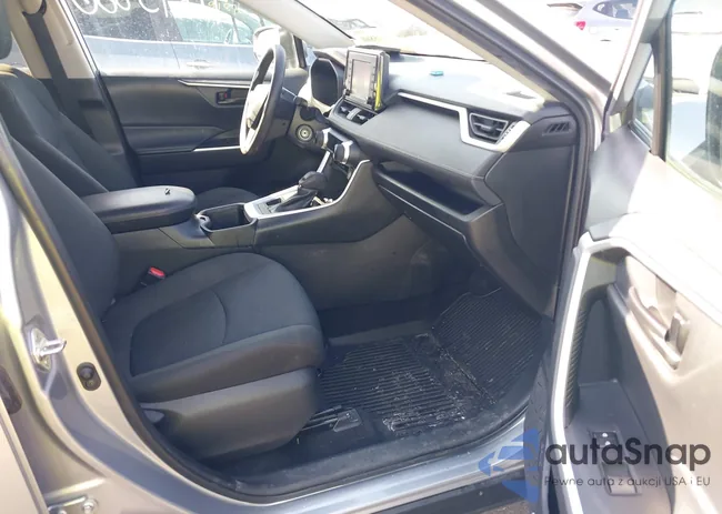 2T3F1RFV9NC276261: 41895860