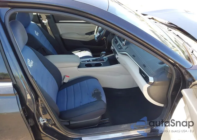 1N4BL4DV2KC137901: 41895958