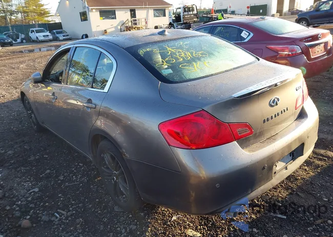 JN1CV6AR6AM452093: 41897176