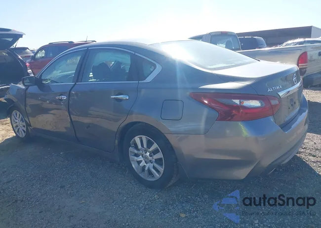 1N4AL3AP4JC147520: 41898196