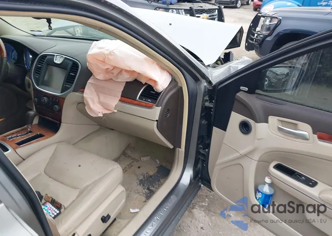 2C3CA6CT2BH522649: 41898379