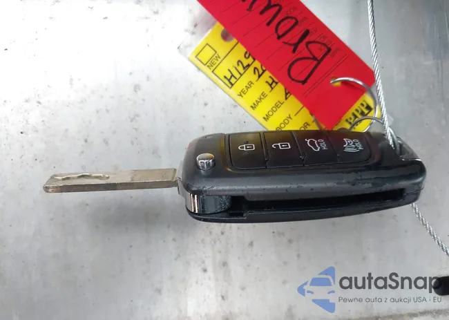 3KPC24A68ME129084: 41897831