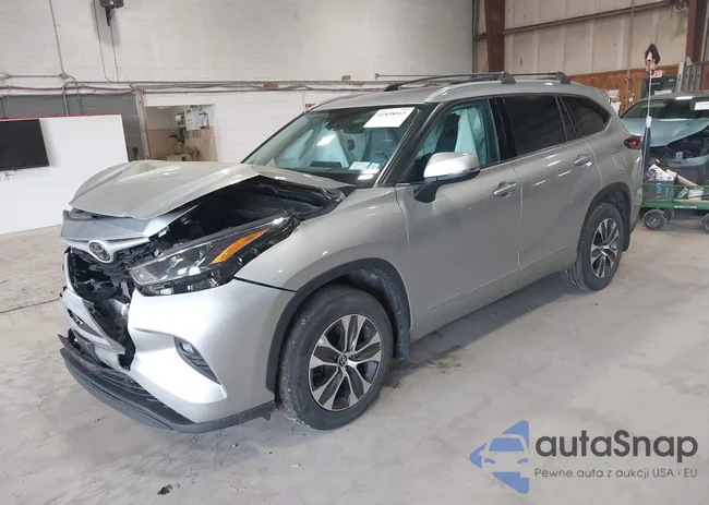 5TDHZRBH3NS579974: 41898015