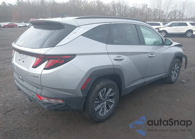 KM8JBCD16RU208047: 41899242