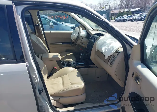 1FMCU04178KA37062: 41898750