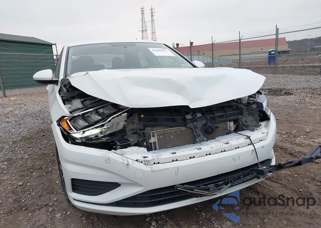 3VWC57BUXMM021154: 41898927