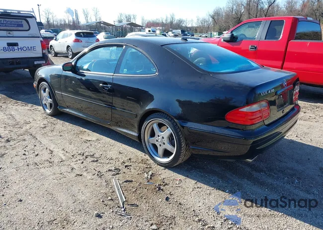 WDBLJ70G82T120757: 41899108