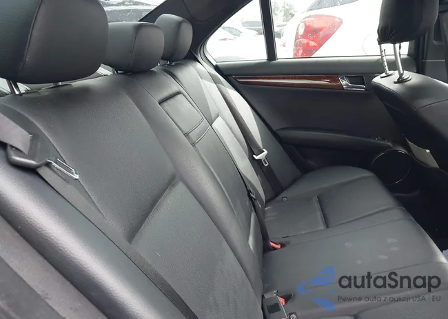 WDDGF5EB1BR135383: 41900574