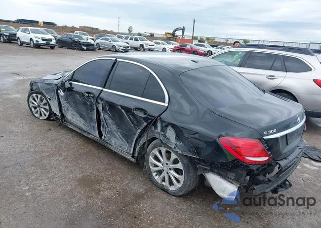 WDDZF4KB6HA176185: 41900646