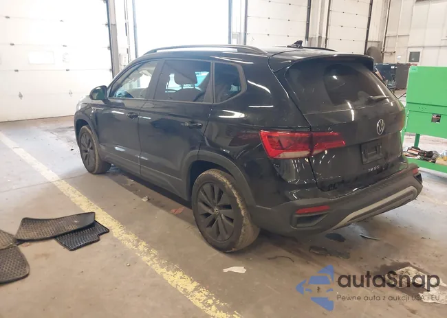 3VVMX7B2XNM036997: 41899800