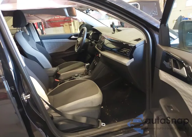 3VVMX7B2XNM036997: 41899800