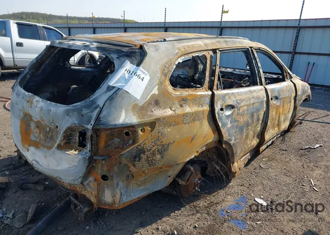 KM8SMDHF2JU277624: 41901664