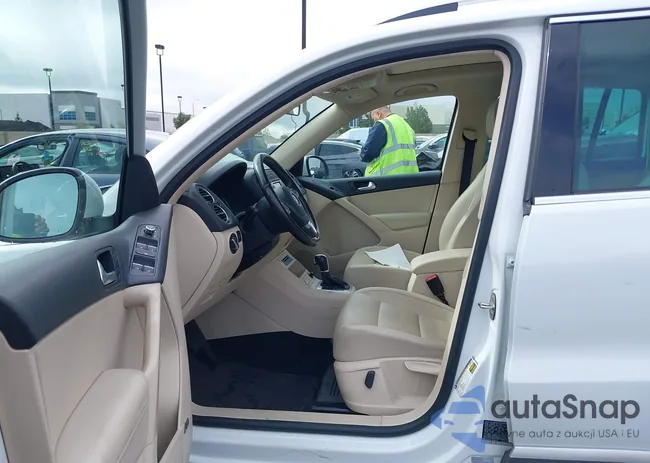 WVGAV7AX4FW598203: 41902411