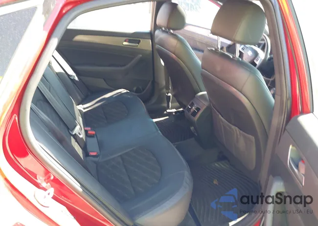 5NPE34AF5JH700978: 41901786