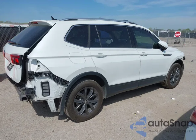 3VV3B7AX8PM020923: 41903624