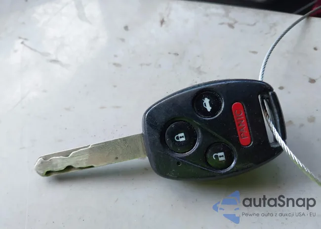 2HGFB2F50CH584663: 41904336