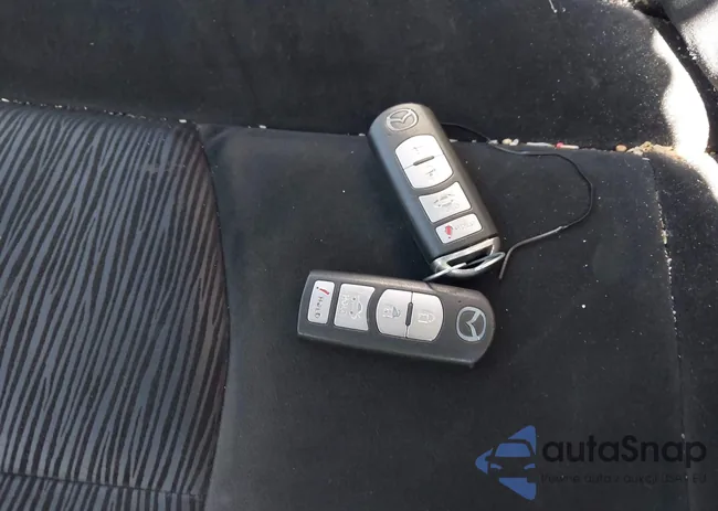 1YVHP82A995M06002: 41903790