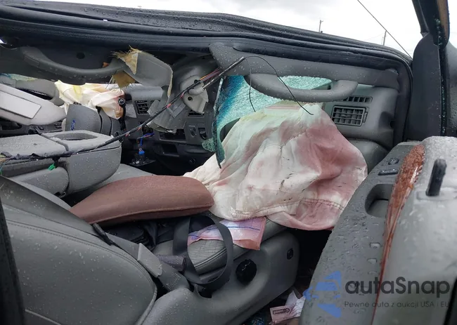 1FTNX21P43EC51720: 41906325