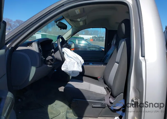 1GTEC14X59Z127877: 41906400