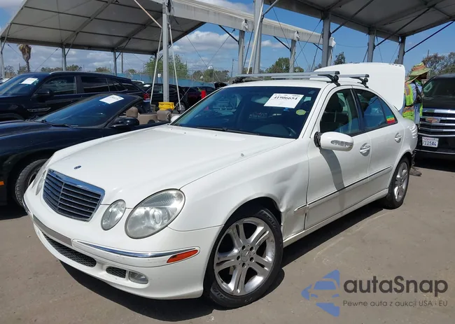 WDBUF56J26A969099: 41906654