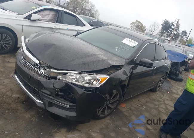 1HGCR2F78GA240048: 41905855