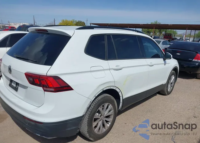 3VV1B7AXXKM056760: 41907533